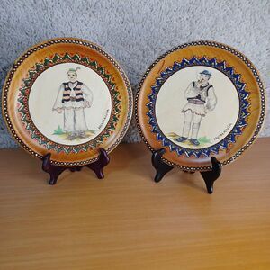 2 Vintage Romanian Handmade Carved Painted PIROART 6” Round Wooden Plates